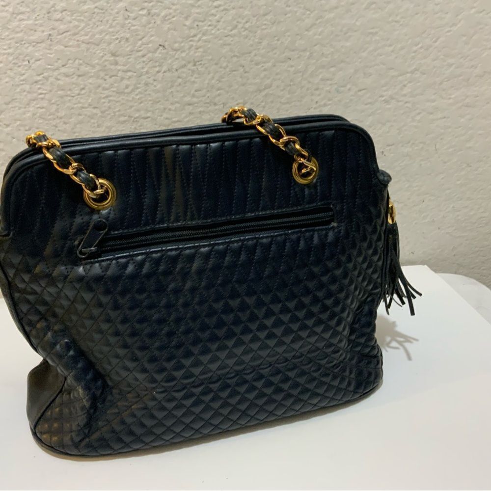 Vintage Worthington navy blue vegan leather quilted chain strap bag - Picture 6 of 15
